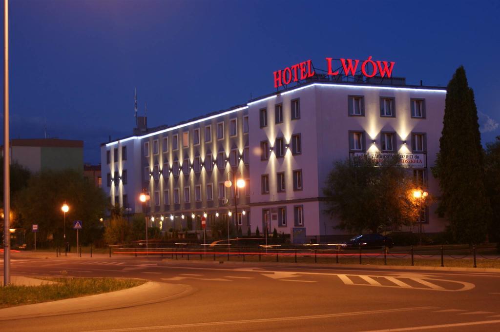Lwow Bed and Breakfast Chełm Buitenkant foto